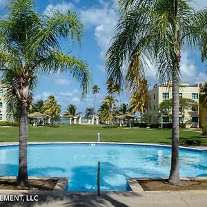 upscale-condo-at-aquatika-beach-vacation-villas.greaterantilleshotels.net/